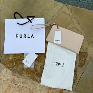 NWT. Furla Leather Wristlet Blush Beige